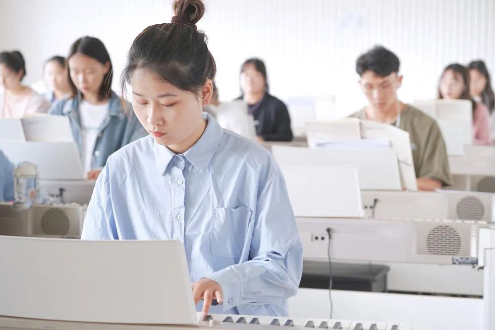 校友图片1