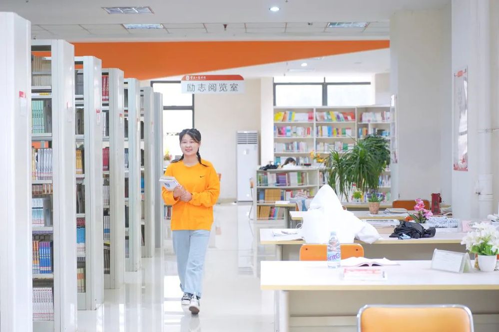 校友图片2